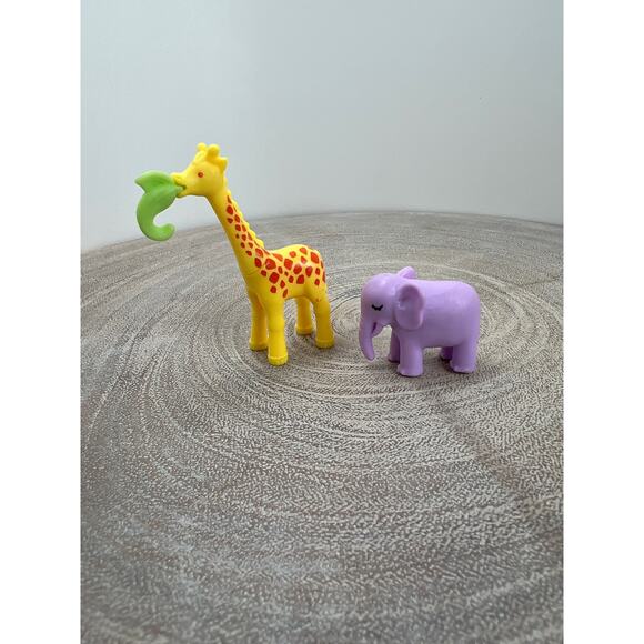 Polly Pocket Miniature Giraffe and Purple Elephant Figures Toy Cake Topper - Picture 1 of 3